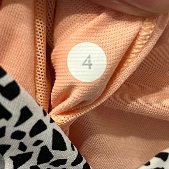 lululemon Rack Pack It Sports Bra - Picture 9 of 9